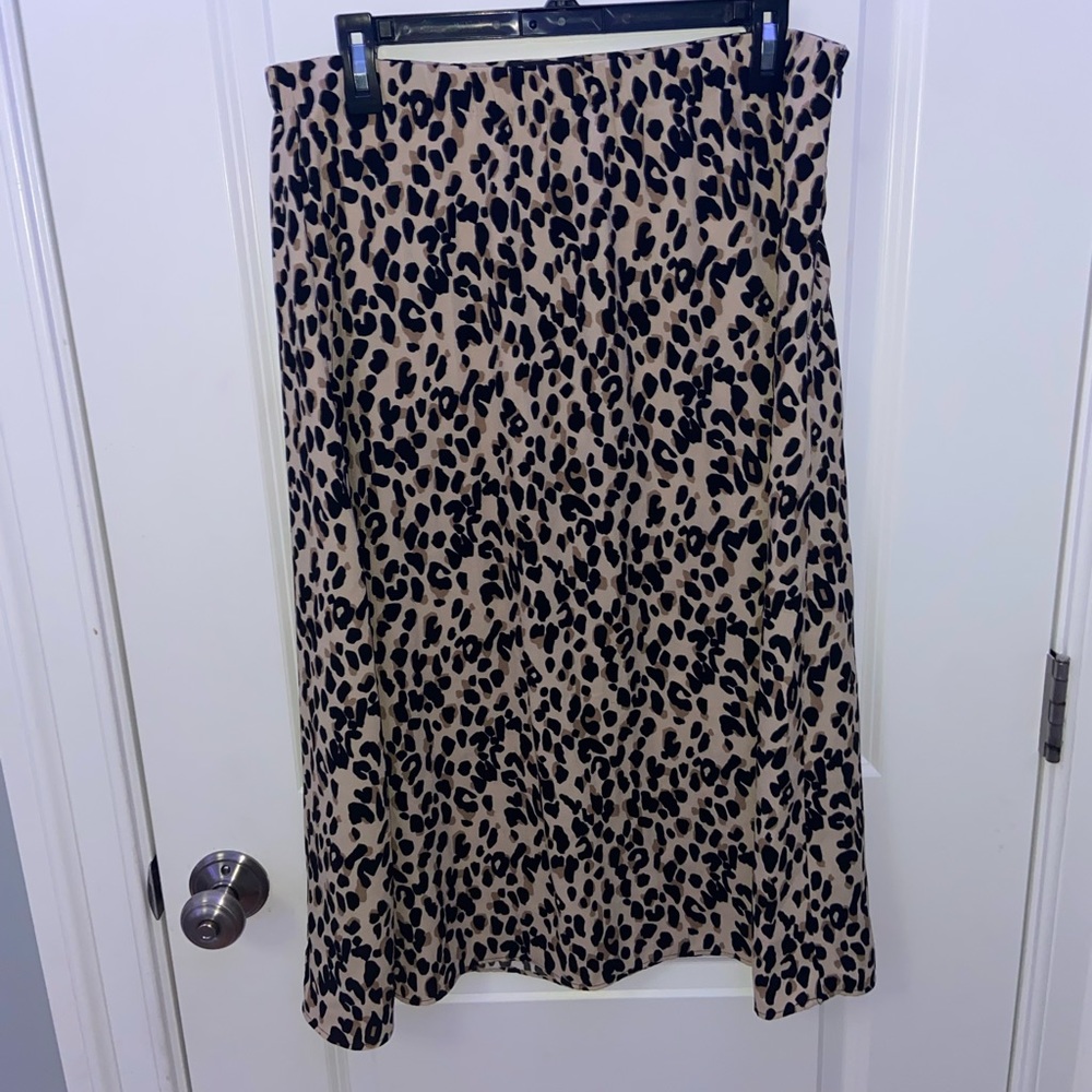 Leopard Print Large Skirt